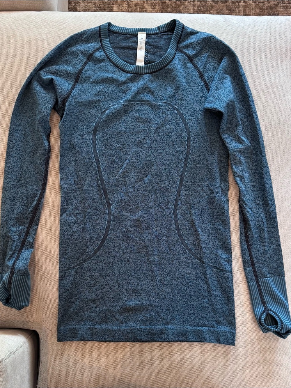 Lululemon Swiftly Tech Long-Sleeve Shirt Hip Length - Dark Teal - Size 4